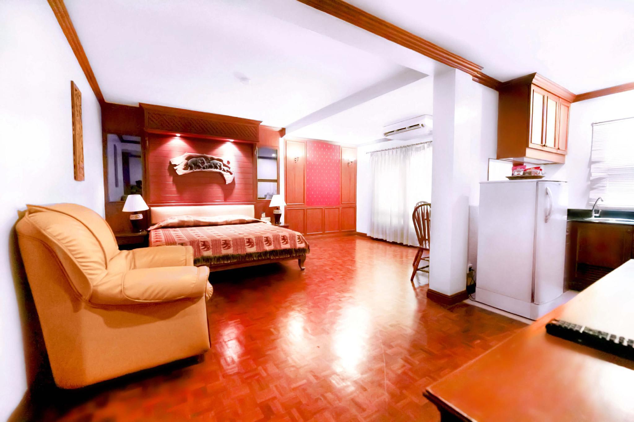 Royal Ivory Sukhumvit Nana Hotell Bangkok Exteriör bild