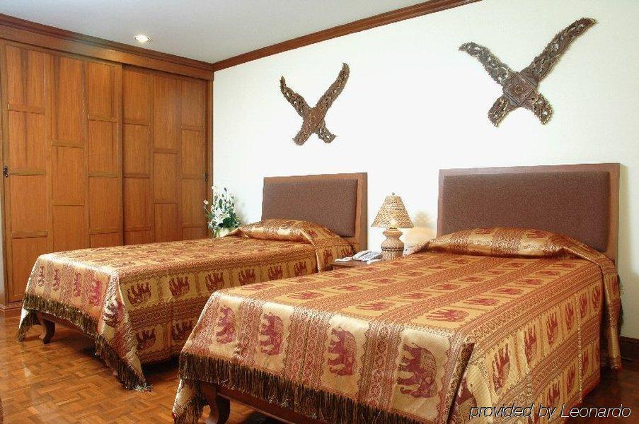 Royal Ivory Sukhumvit Nana Hotell Bangkok Rum bild