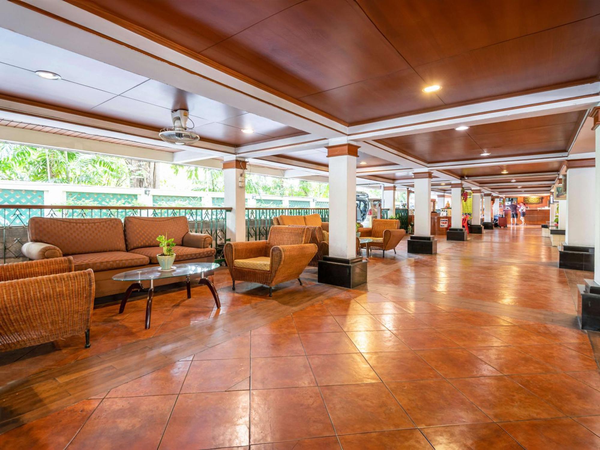 Royal Ivory Sukhumvit Nana Hotell Bangkok Exteriör bild