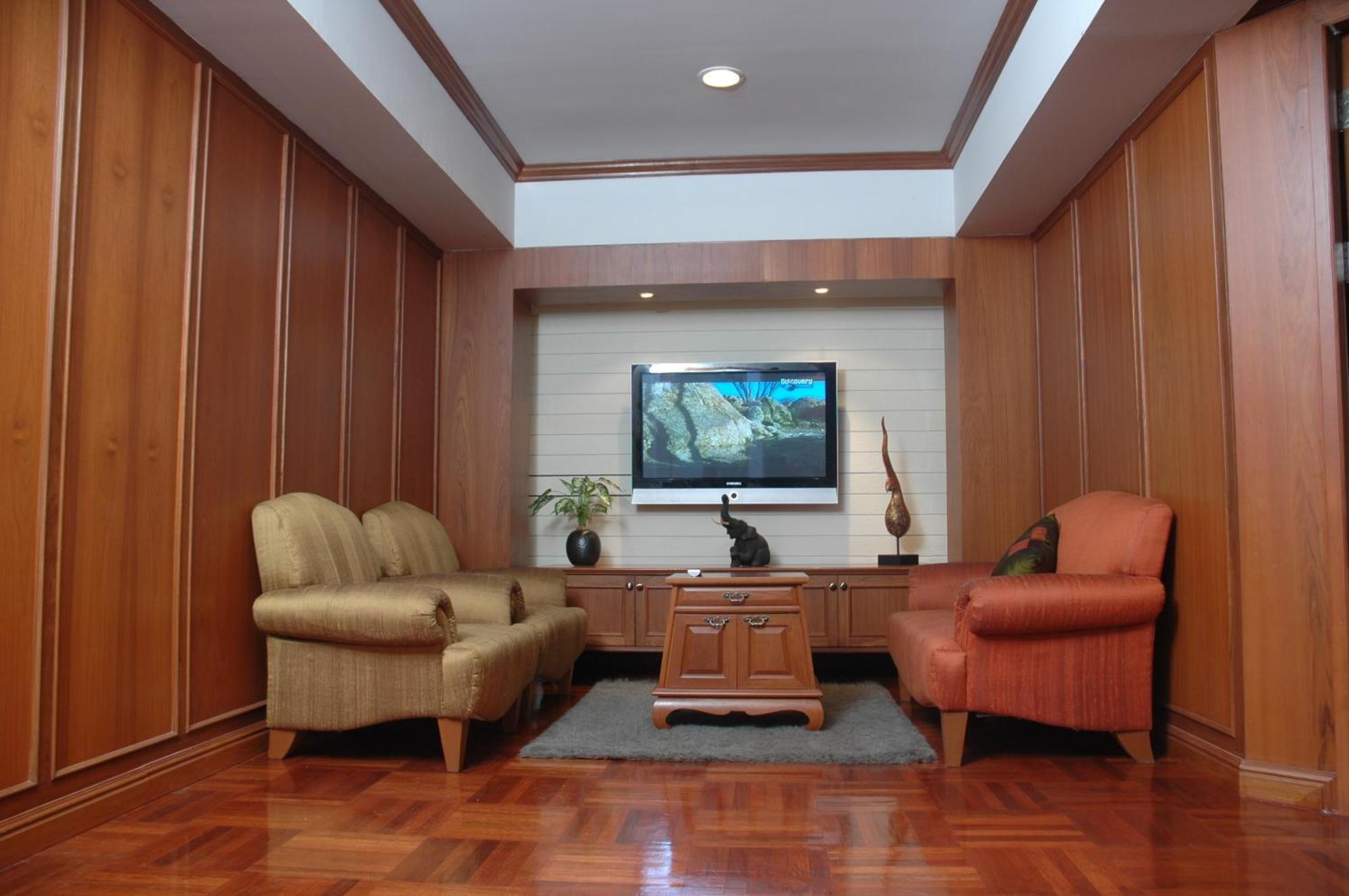 Royal Ivory Sukhumvit Nana Hotell Bangkok Exteriör bild