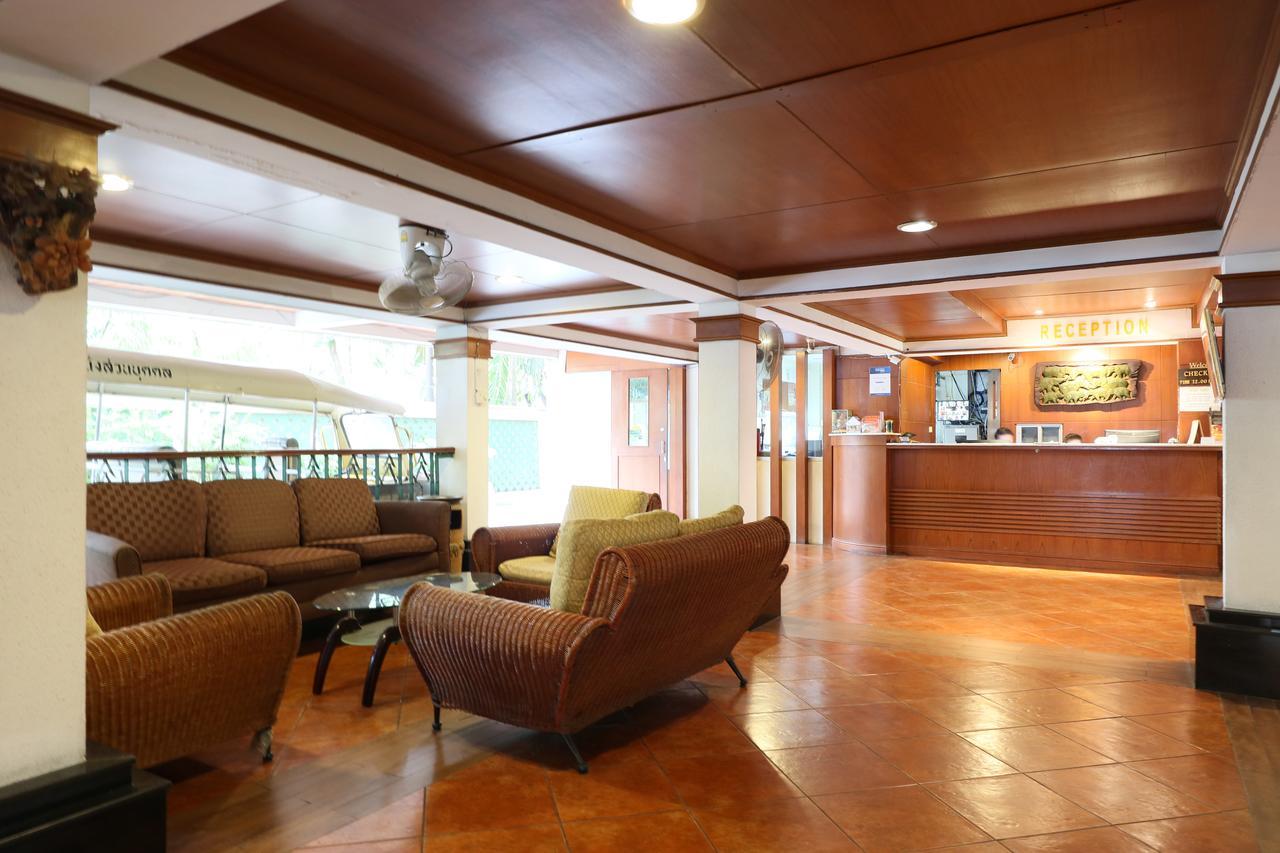 Royal Ivory Sukhumvit Nana Hotell Bangkok Exteriör bild