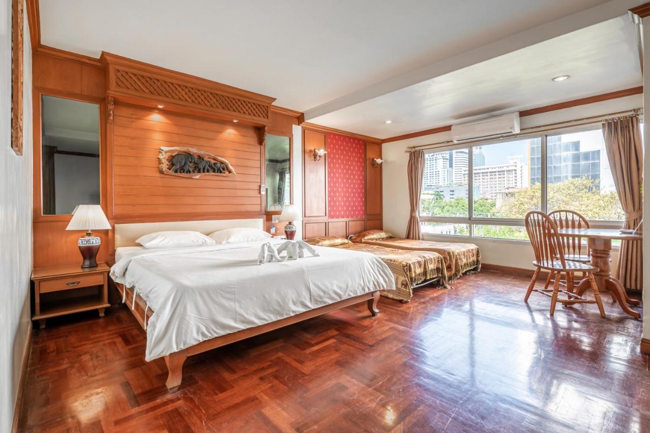 Royal Ivory Sukhumvit Nana Hotell Bangkok Exteriör bild